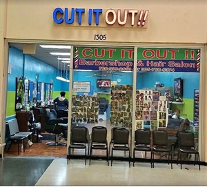 Cut It Out!! Salon